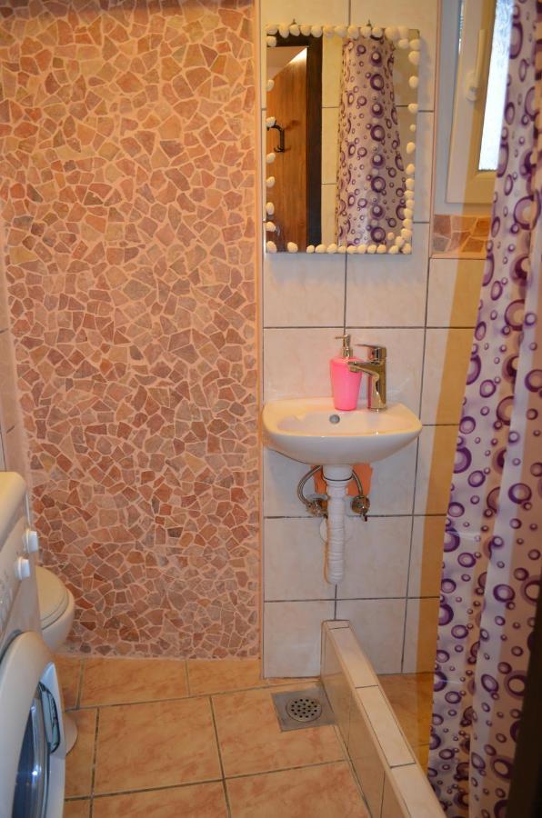 Apartment Stari Dvori Baška Kültér fotó