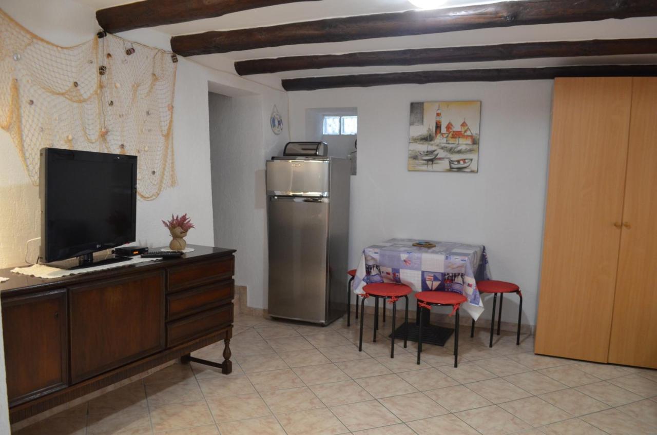 Apartment Stari Dvori Baška Kültér fotó